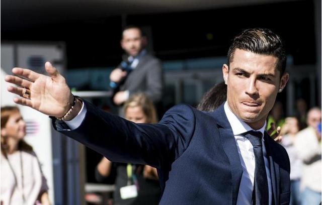 文班：现在球队变得更成熟老道 我们要学会享受为赢球所做的努力（文班：球队日渐成熟老练，我们要学会享受为胜利付出的过程）