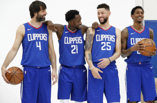 库库：战埃弗顿是本赛季最重要比赛之一；希望霍尔发挥别太好（库库：与埃弗顿一役至关重要；希望霍尔别太出彩）