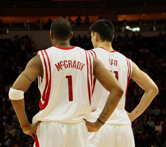 回顾科比辉煌的职业生涯（回望科比的传奇篮球生涯）