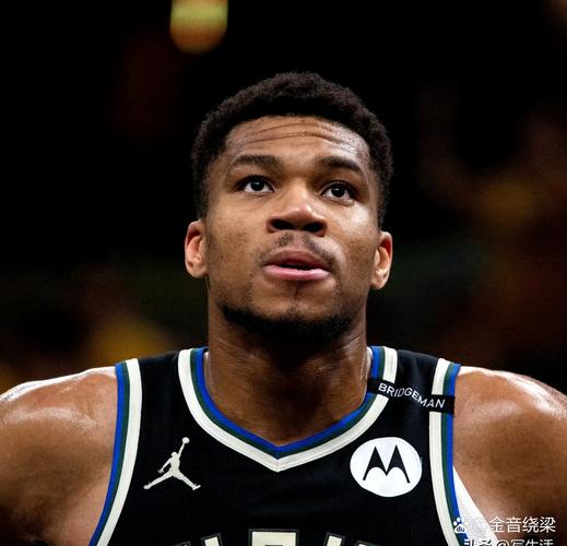 意媒：贡多齐可能在冬窗离开拉齐奥，标价至少3000万欧元（意媒：拉齐奥冬窗或放行贡多齐，至少索价3000万欧元）