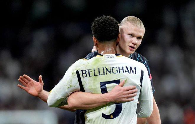 万项：首场比赛给自己打8.5分；开门红的意义相当重大（万项：首秀自评8.5分；首战告捷意义非凡）