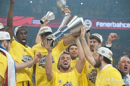 你抢到票了吗？足协杯决赛开票1分钟内所有分区开售票均售空（足协杯决赛开售一分钟全分区售罄，你抢到了吗？）