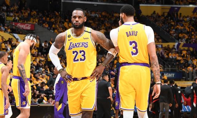 明智抉择？AC米兰意大利杯出局未必坏事，专注单线全力冲击意甲冠军（换个角度看：AC米兰意杯出局或成利好，专注联赛全力冲击意甲冠军）