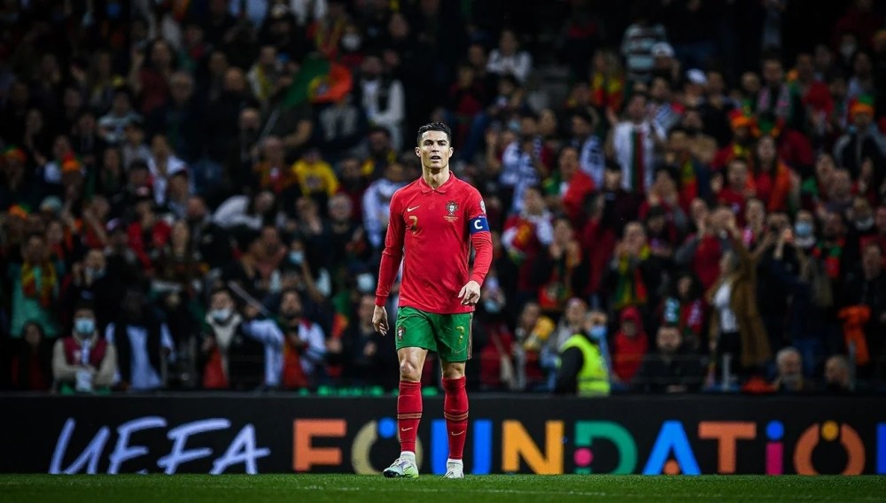 足球比赛中哪些动作最易受伤？（足球场上哪些动作最容易导致受伤？）