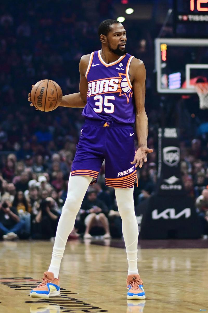 经纪人：卢卡库的比赛影响力依然巨大，本月他就有可能复出（经纪人：卢卡库仍具巨大比赛影响力，有望本月复出）