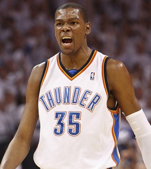 布达佩斯Major：大超发挥出色，绿龙13-5FaZe两战全胜（布达佩斯Major：大超神勇，绿龙13-5击败FaZe豪取两连胜）